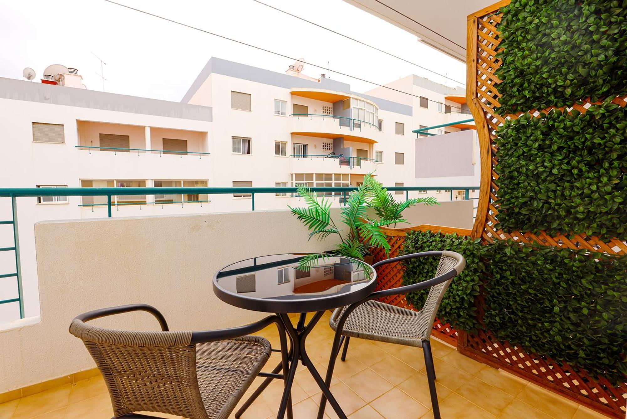 P - Meia-Praia Seaview Guesthouse Lagos Exterior photo